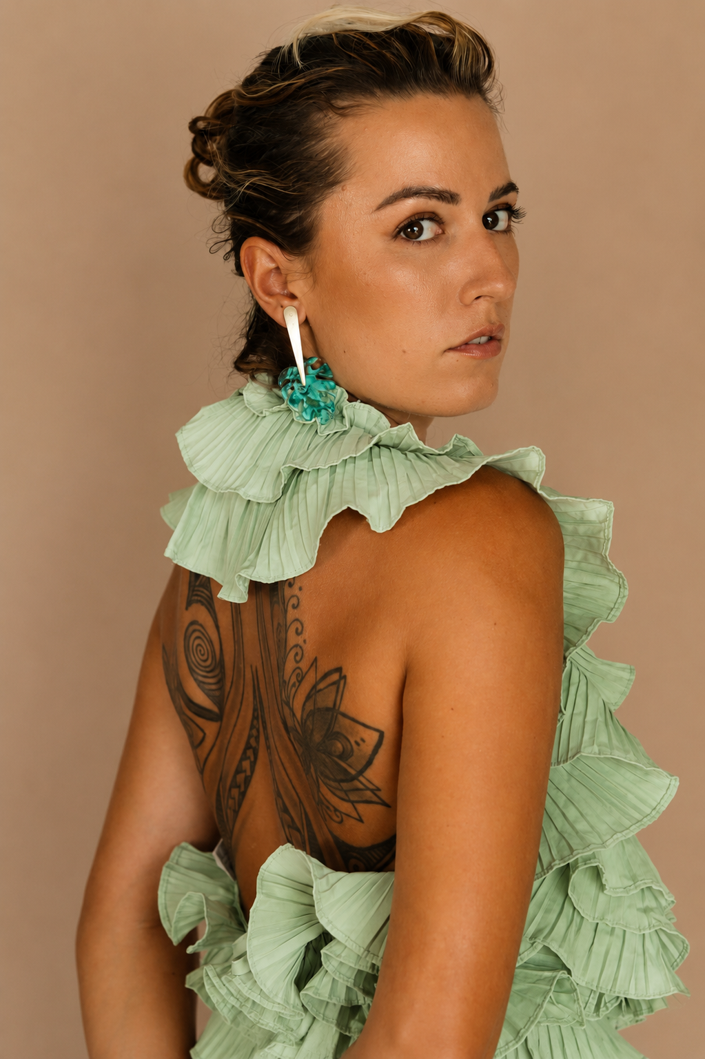 Top à volants vert d’eau dos nu – Femme