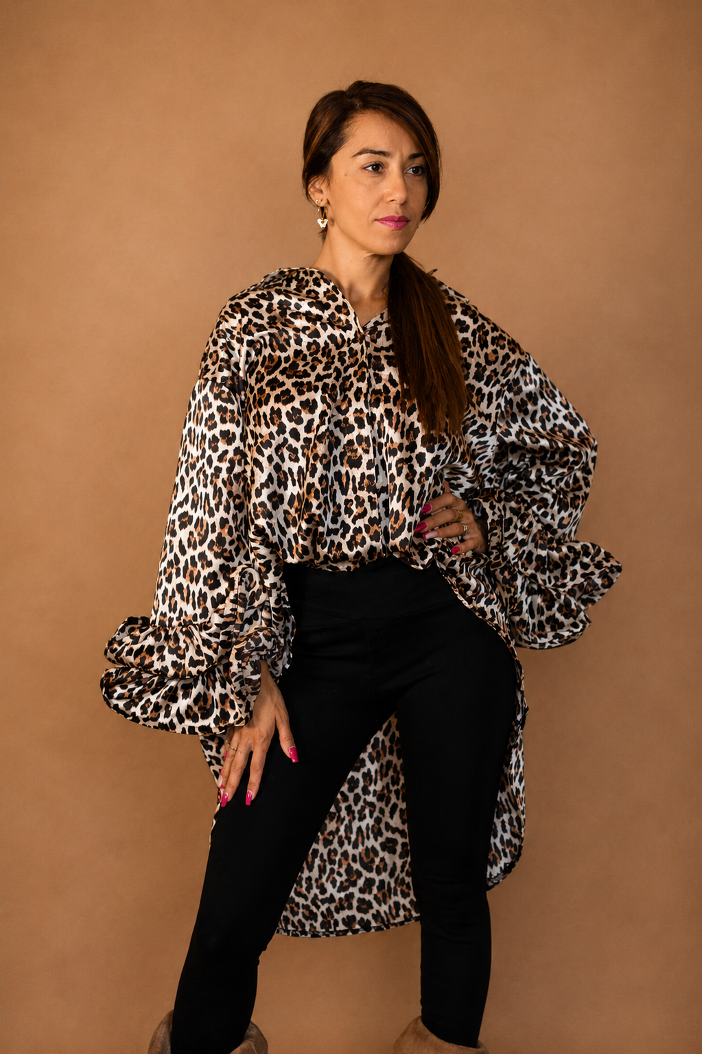 Chemise longue à manches bouffantes  – Femme