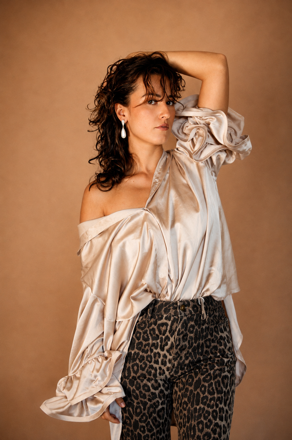 Chemise longue à manches bouffantes  – Femme