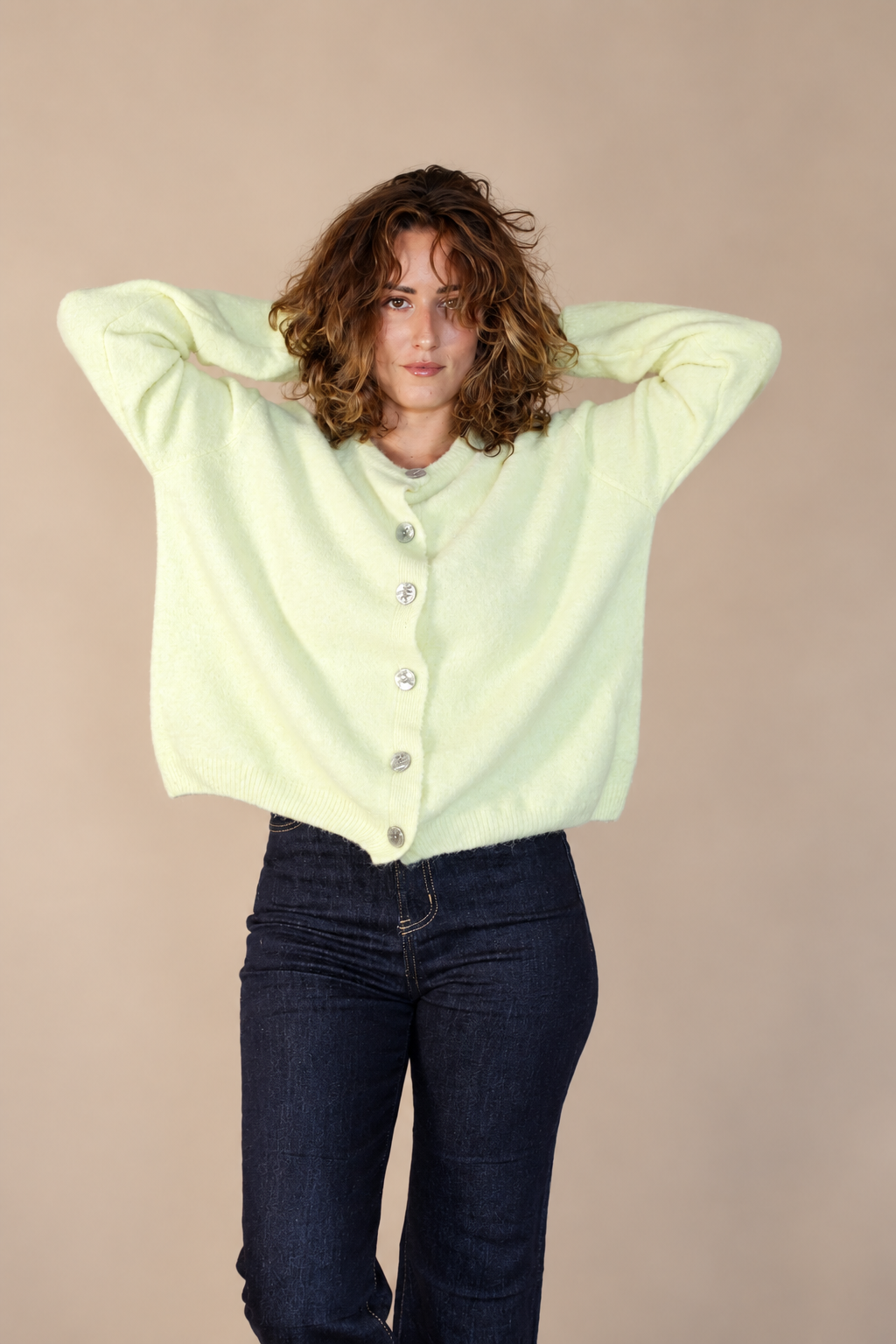 Gilet doux à col rond  – Femme