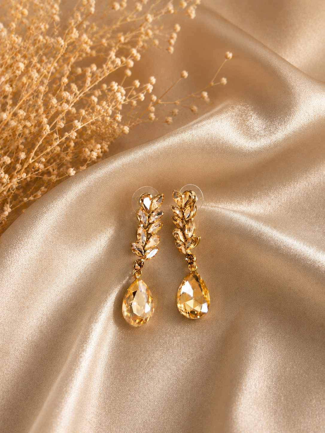 Boucles d’oreilles pendantes dorées