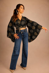 Jean taille haute à bouton croisé – Bleu brut